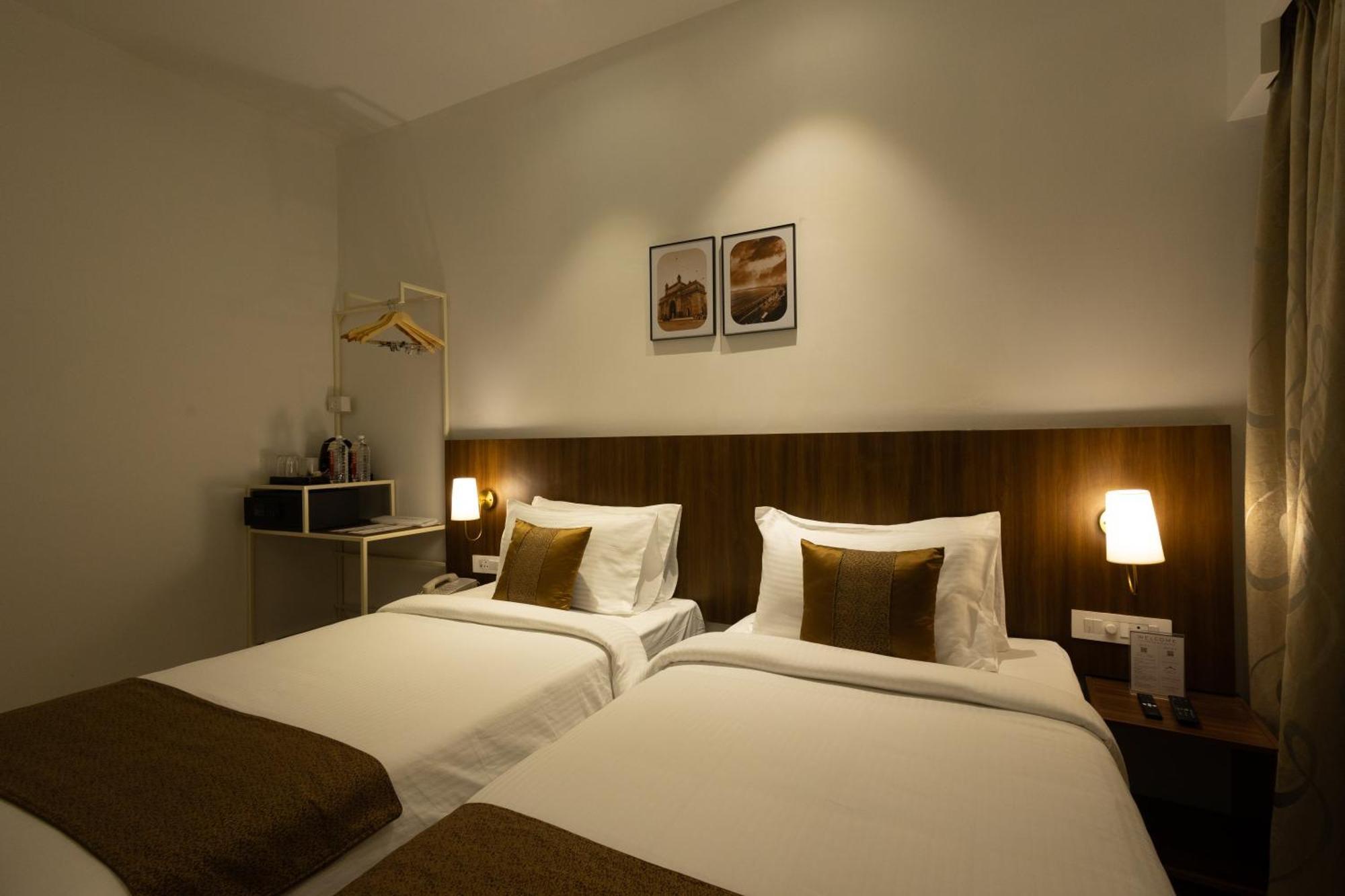 Freesia Residency By Express Inn - 纳威孟买 外观 照片