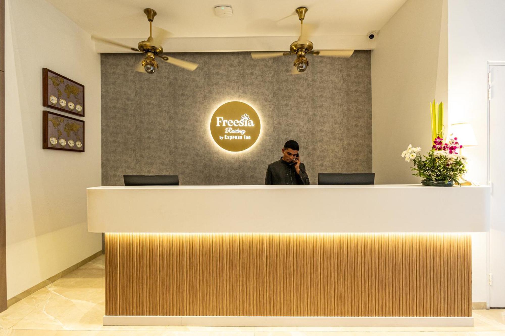 Freesia Residency By Express Inn - 纳威孟买 外观 照片